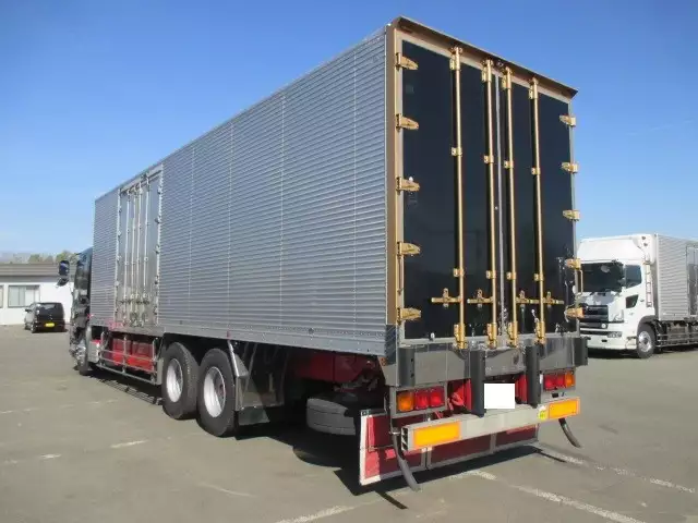 平成18年08月中古大型冷凍バン・ウィングいすゞギガの画像7