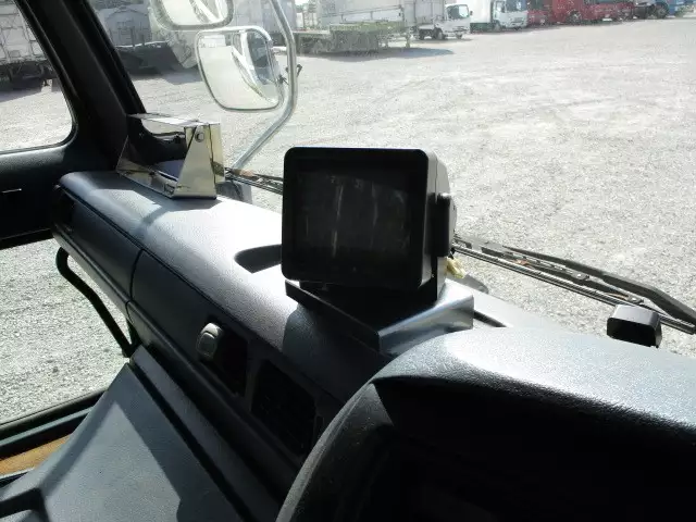 平成14年09月中古大型トラクタヘッド日産UDニッサンディーゼルの画像19