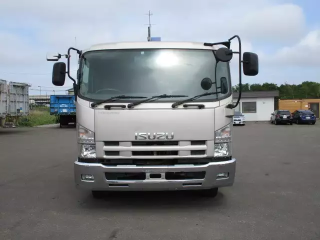 平成22年03月中古中型いすゞフォワードの画像2