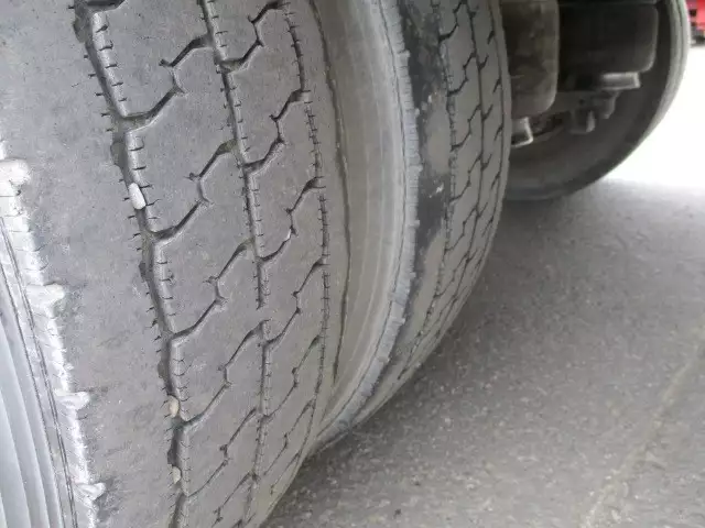 平成22年03月中古中型いすゞフォワードの画像12