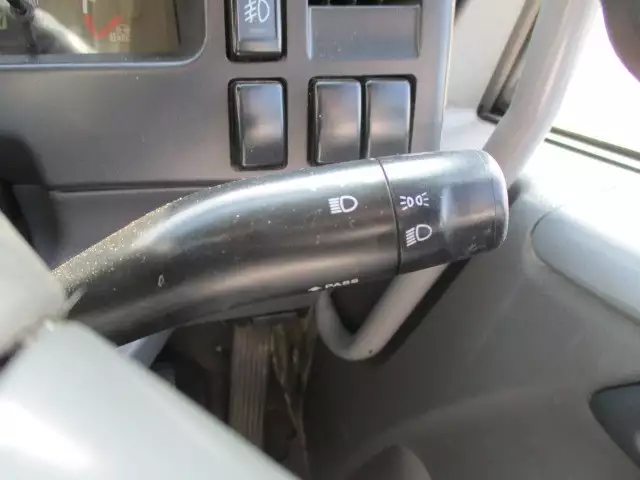 平成22年03月中古中型いすゞフォワードの画像26