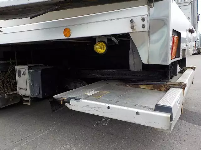 平成22年10月中古中型冷凍バン・ウィングいすゞいすゞの画像15