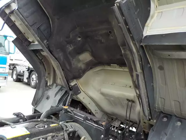 平成22年10月中古中型冷凍バン・ウィングいすゞいすゞの画像24