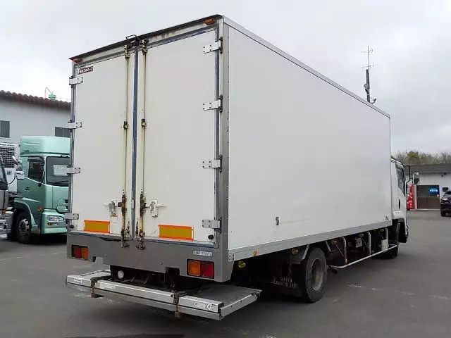 平成22年10月中古中型冷凍バン・ウィングいすゞいすゞの画像5