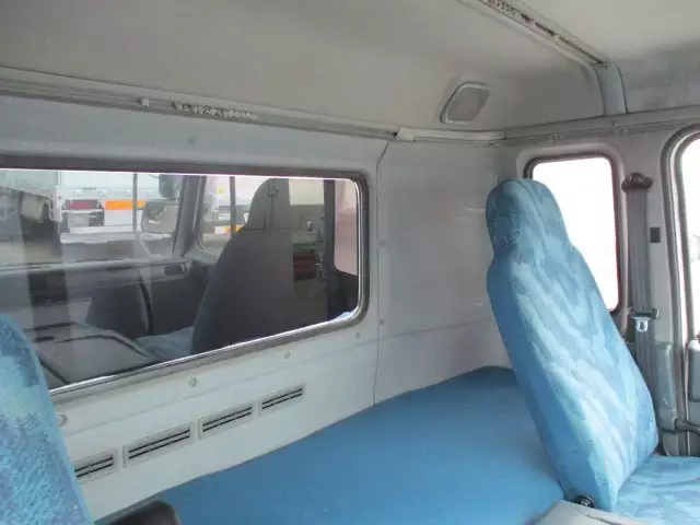 平成14年03月中古大型日産UDビッグサムの画像36