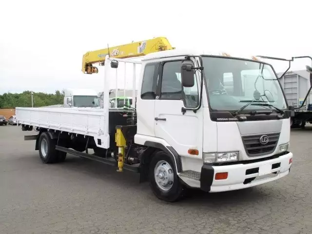 平成13年10月中古中型日産UDニッサンディーゼルの画像3