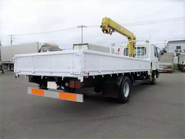 平成13年10月中古中型日産UDニッサンディーゼルの画像4