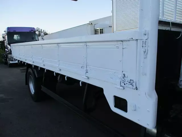 平成13年10月中古中型日産UDニッサンディーゼルの画像37