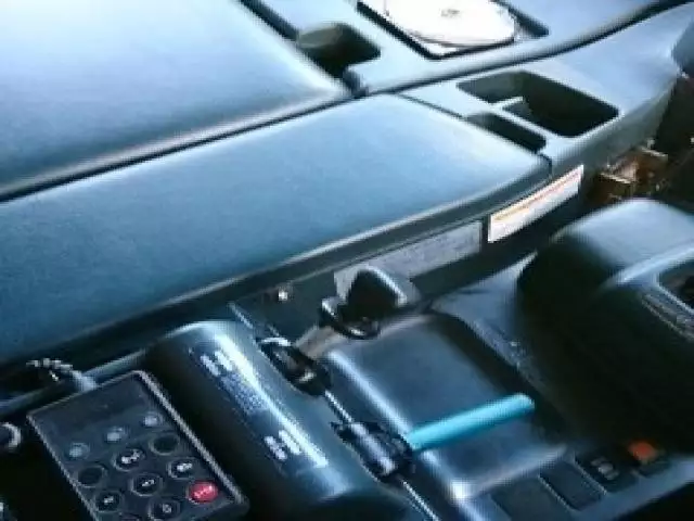 平成15年06月中古大型トラクタヘッド日産UDニッサンディーゼルの画像24