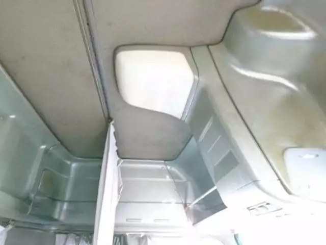 平成15年06月中古大型トラクタヘッド日産UDニッサンディーゼルの画像35