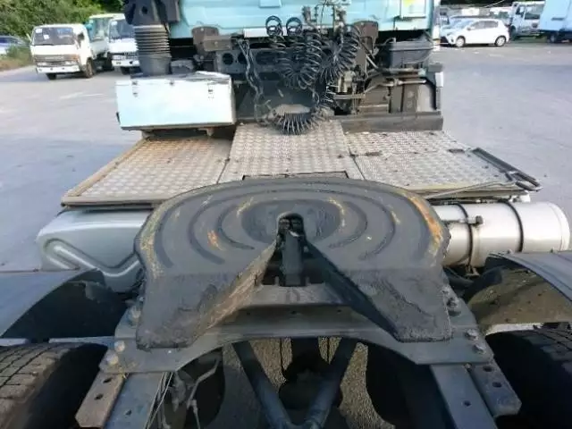 平成15年06月中古大型トラクタヘッド日産UDニッサンディーゼルの画像38