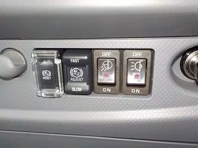 平成30年04月中古中型冷凍バン・ウィングいすゞいすゞの画像20