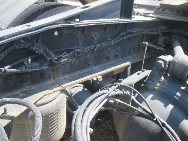 平成26年12月中古大型トラクタヘッド日産UDUDトラックスの画像13