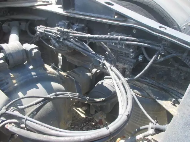 平成26年12月中古大型トラクタヘッド日産UDUDトラックスの画像14