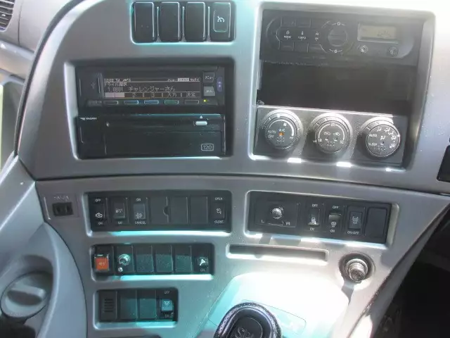 平成26年12月中古大型トラクタヘッド日産UDUDトラックスの画像31