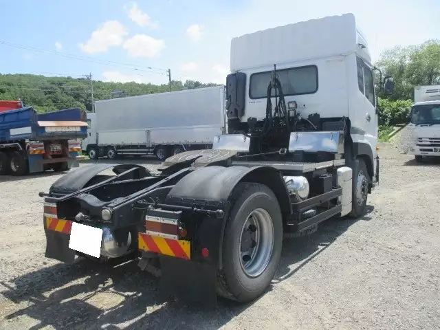 平成26年12月中古大型トラクタヘッド日産UDUDトラックスの画像5