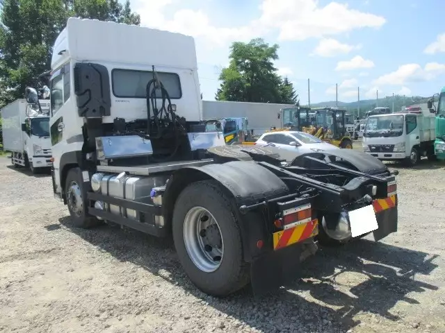 平成26年12月中古大型トラクタヘッド日産UDUDトラックスの画像7