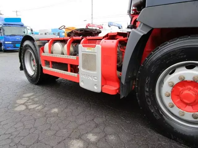 平成24年03月中古大型トラクタヘッド日野日野の画像4