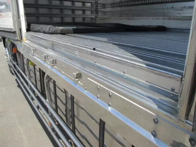 平成21年09月中古大型冷凍バン・ウィング日野日野の画像17