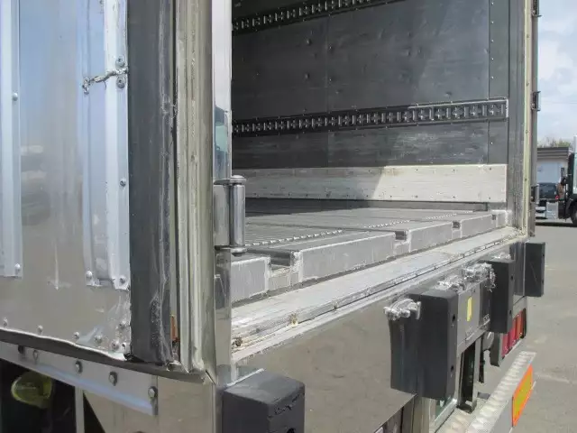 平成21年09月中古大型冷凍バン・ウィング日野日野の画像19