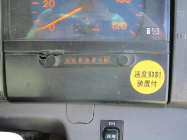 平成08年10月中古大型日野プロフィアの画像40