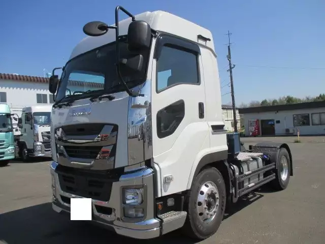 平成29年10月中古大型トラクタヘッドいすゞギガの画像1