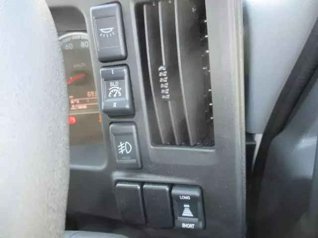 平成29年10月中古大型トラクタヘッドいすゞギガの画像16