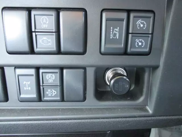 平成29年10月中古大型トラクタヘッドいすゞギガの画像18