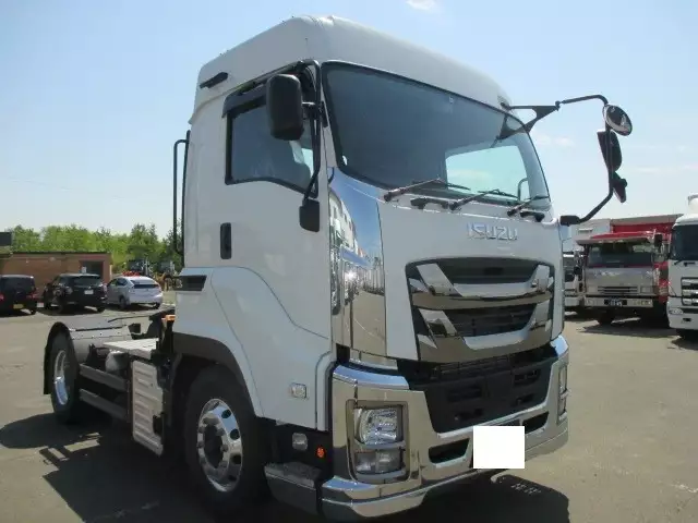 平成29年10月中古大型トラクタヘッドいすゞギガの画像3