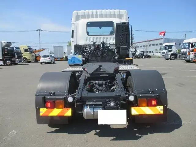 平成29年10月中古大型トラクタヘッドいすゞギガの画像6