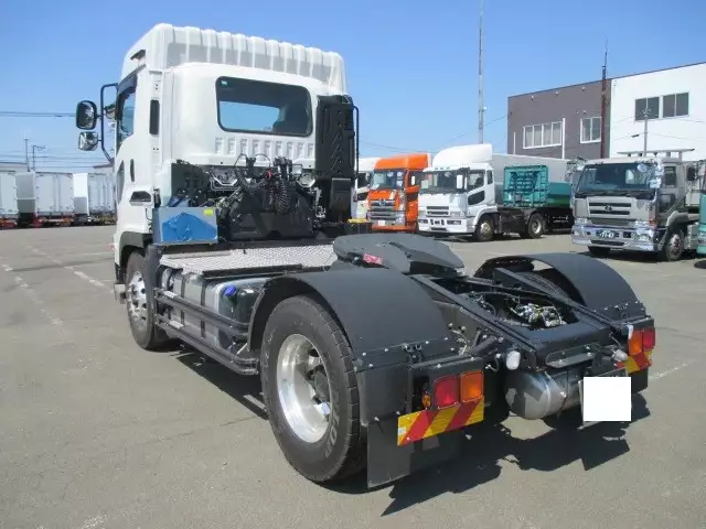平成29年10月中古大型トラクタヘッドいすゞギガの画像7