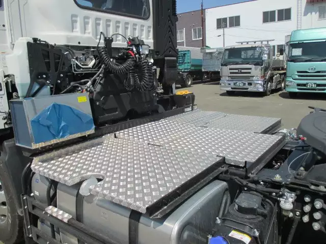 平成29年10月中古大型トラクタヘッドいすゞギガの画像9