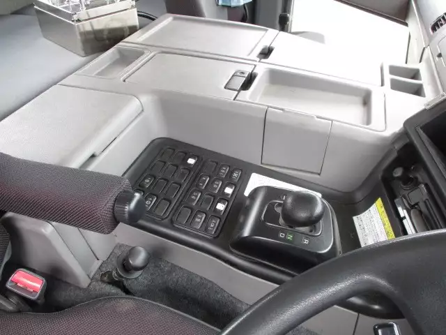 平成28年12月中古大型トラクタヘッド三菱ふそう三菱の画像25