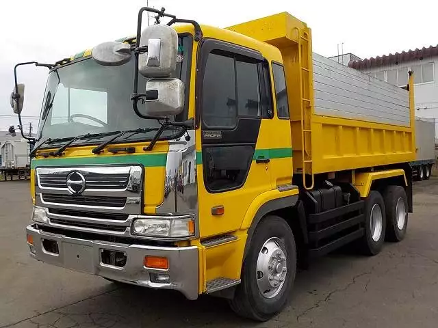 平成13年11月中古大型日野日野の画像1