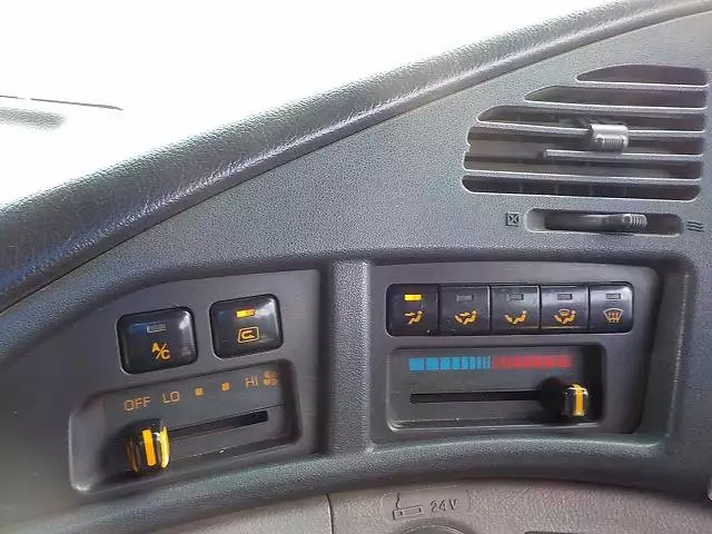 平成13年11月中古大型日野日野の画像40