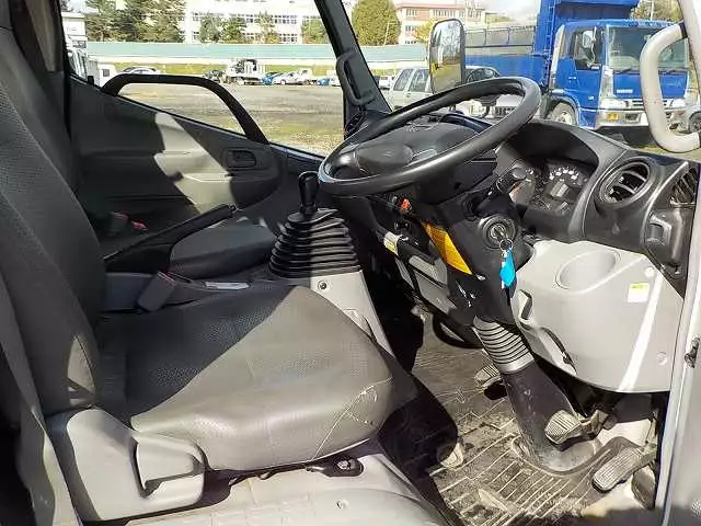 平成25年02月中古小型日野日野の画像31