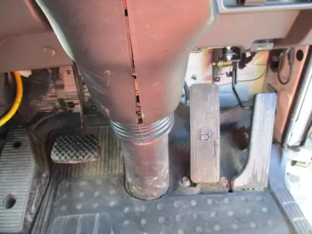 平成12年09月中古中型いすゞフォワードの画像40