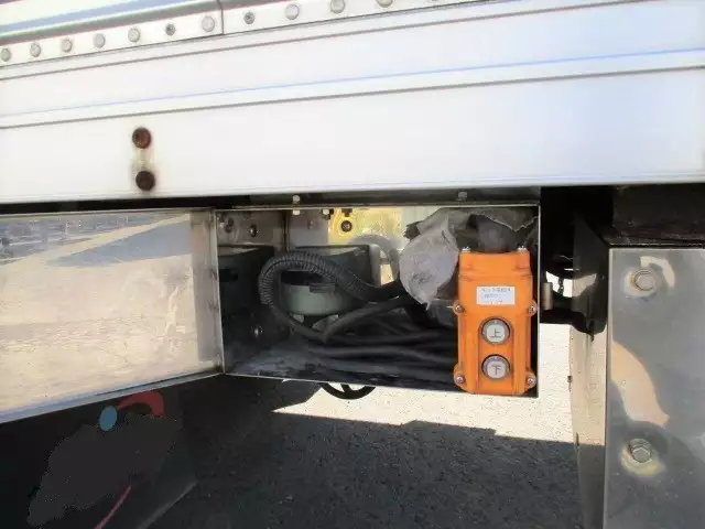 平成12年09月中古中型いすゞフォワードの画像47