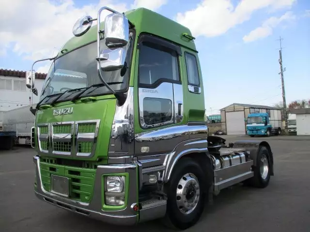 平成25年09月中古大型トラクタヘッドいすゞギガの画像1