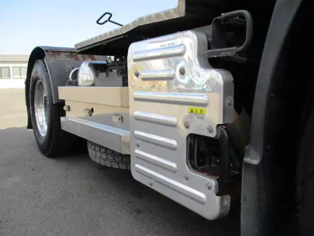 平成25年09月中古大型トラクタヘッドいすゞギガの画像14