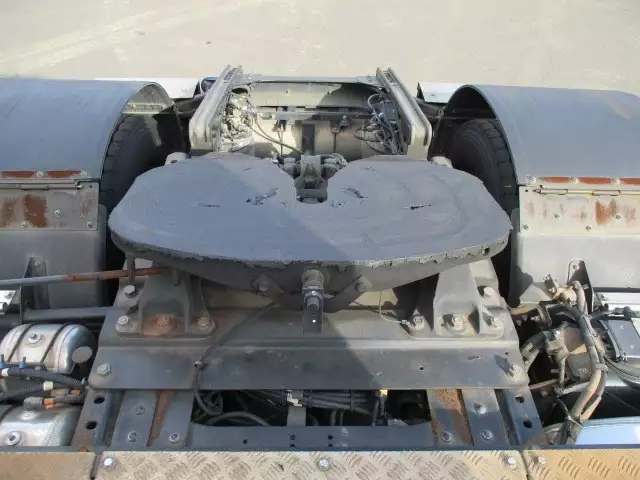 平成25年09月中古大型トラクタヘッドいすゞギガの画像16