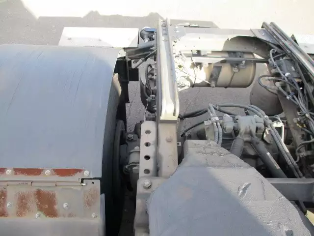 平成25年09月中古大型トラクタヘッドいすゞギガの画像17