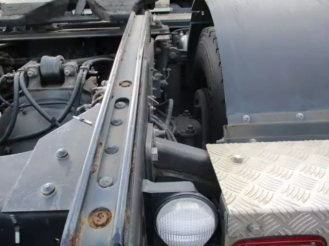 平成25年09月中古大型トラクタヘッドいすゞギガの画像21