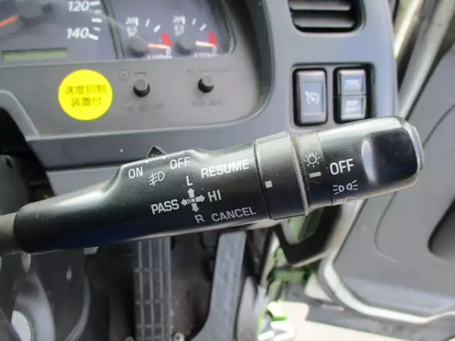 平成25年09月中古大型トラクタヘッドいすゞギガの画像28