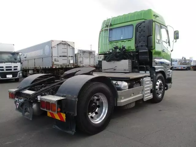 平成25年09月中古大型トラクタヘッドいすゞギガの画像4