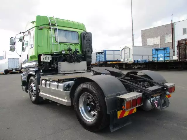 平成25年09月中古大型トラクタヘッドいすゞギガの画像6