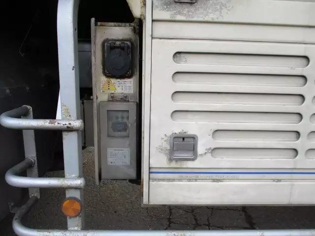 平成19年07月中古大型冷凍バン・ウィング日野日野の画像24