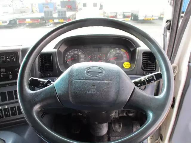 平成19年07月中古大型冷凍バン・ウィング日野日野の画像32