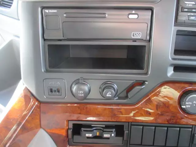 令和02年05月中古大型日産UDUDの画像32