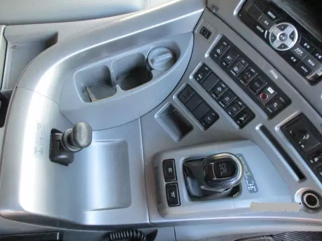 平成24年05月中古大型冷凍バン・ウィング日産UDUDトラックスの画像39